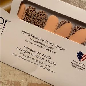 Color Street Leopard Print